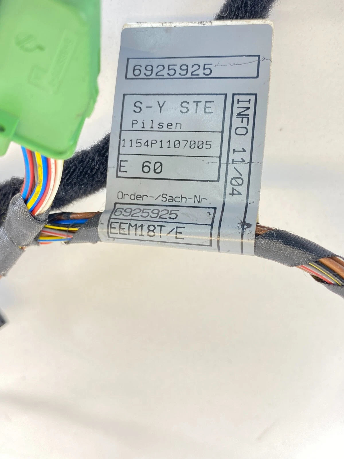 2003-2005 BMW 530I FRONT RIGHT PASSENGER DOOR PANEL WIRING HARNESS OEM 6925925