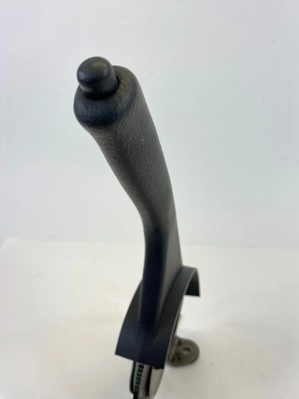 2003-2008 Pontiac Vibe Matrix Emergency Parking Brake Handle Lever Assembly