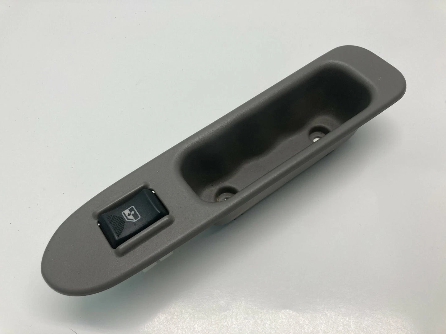2001-2005 CHEVROLET IMPALA REAR LEFT DOOR POWER WINDOW SWITCH W/ BEZEL TRIM OEM