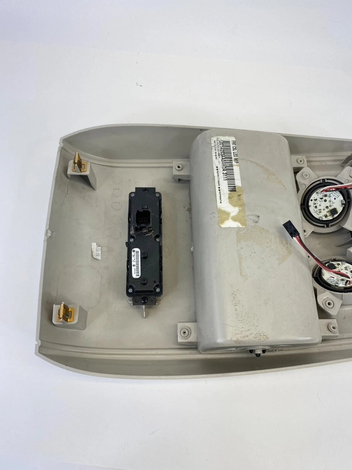 2011-2016 CHRYSLER TOWN & COUNTRY ROOF OVERHEAD CONSOLE COVER DOME MAP LIGHT OEM
