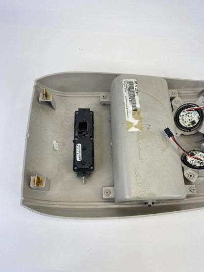 2011-2016 CHRYSLER TOWN & COUNTRY ROOF OVERHEAD CONSOLE COVER DOME MAP LIGHT OEM