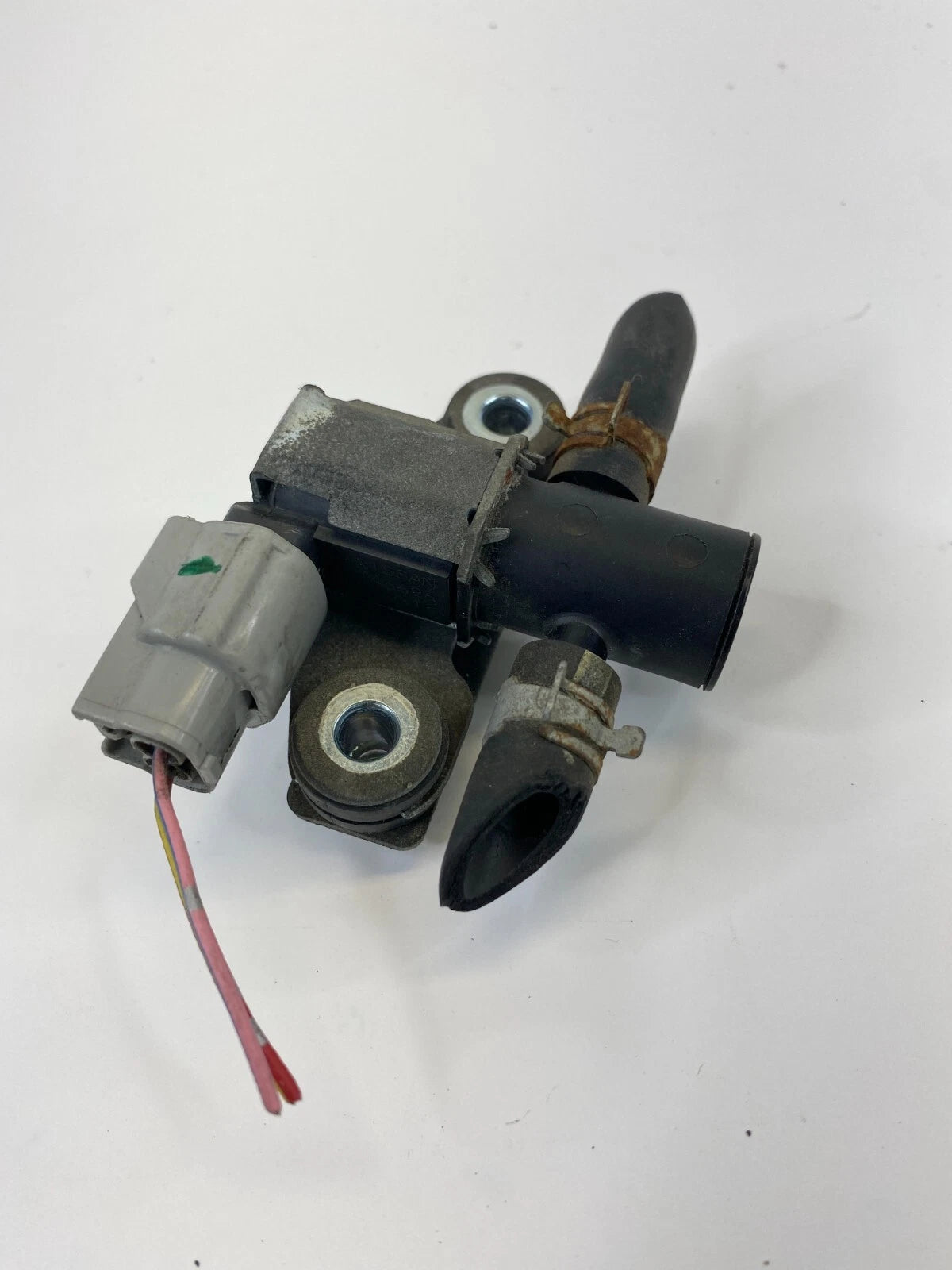 2009-2017 NISSAN MURANO VAPOR VALVE CANISTER PURGE SOLENOID ASSEMBLY OEM