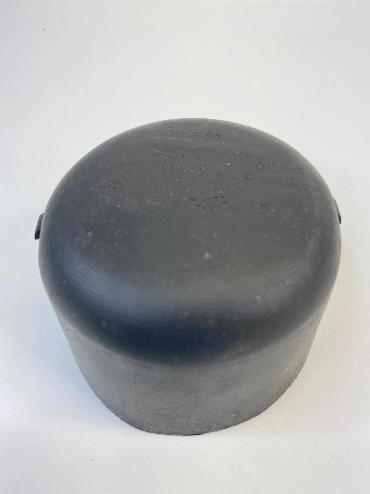 2002-2009 CHEVROLET TRAILBLAZER CENTER CONSOLE RUBBER CUP HOLDER INSERT MAT OEM