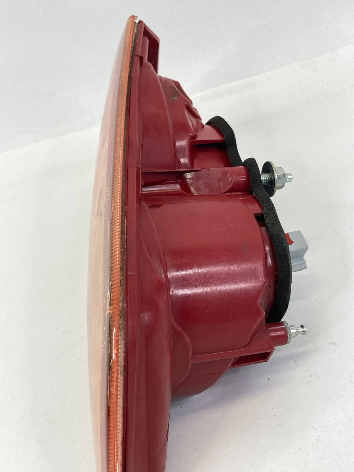 2008-2017 MITSUBISHI LANCER SEDAN REAR PASSENGER SIDE INNER TAILLIGHT LAMP OEM