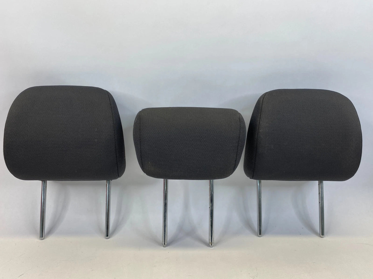 2010 2011 KIA SOUL REAR HEADRESTS RIGHT LEFT CENTER SET OF 3 BLACK CLOTH OEM