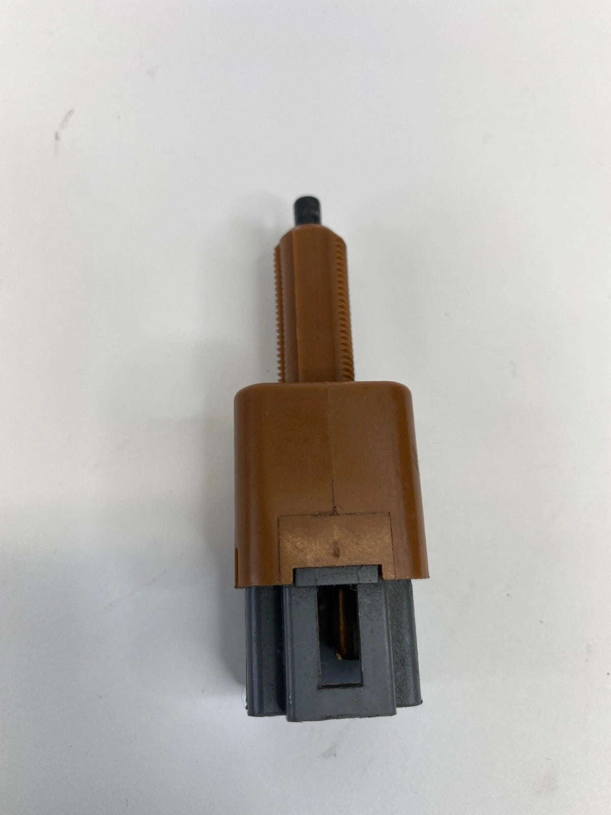 2007-2010 NISSAN ALTIMA SEDAN BRAKE LIGHT STOP LAMP STOPLAMP SWITCH BUTTON OEM