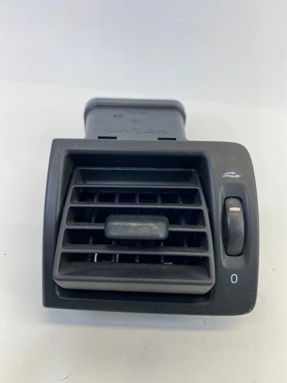 2004-2007 VOLVO S40 LEFT DRIVER SIDE DASH AC HEATER AIR VENT GRILLE OUTLET OEM