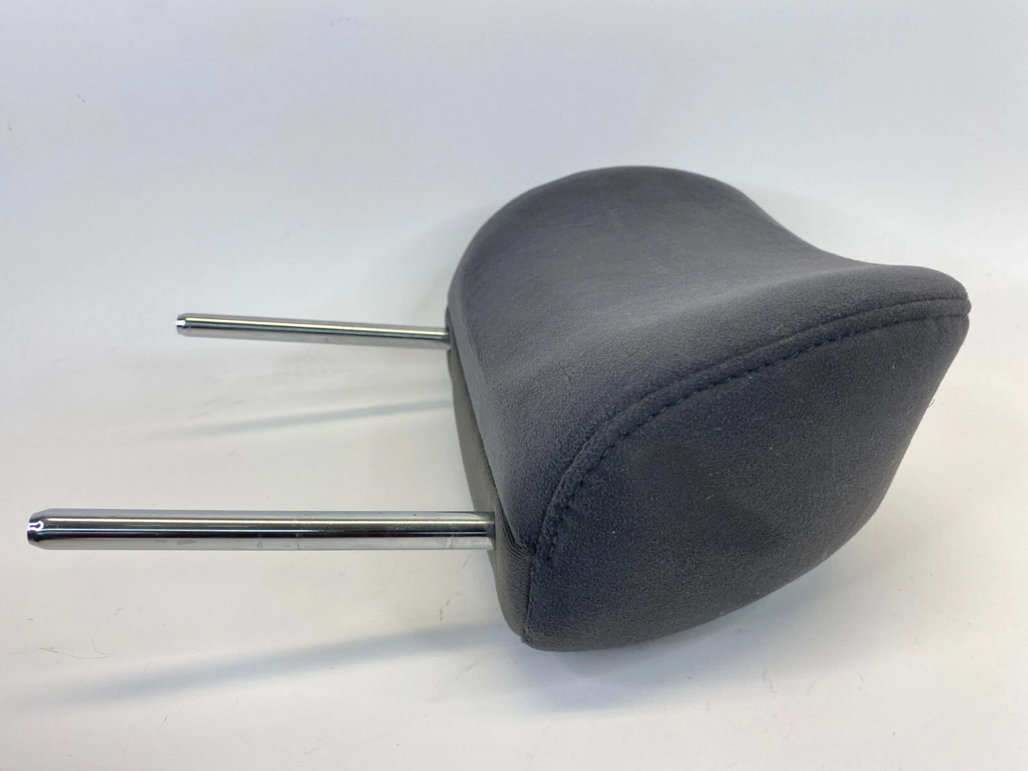 1996-2004 NISSAN PATHFINDER REAR LEFT RIGHT SEAT HEADREST HEAD REST SET PAIR OEM