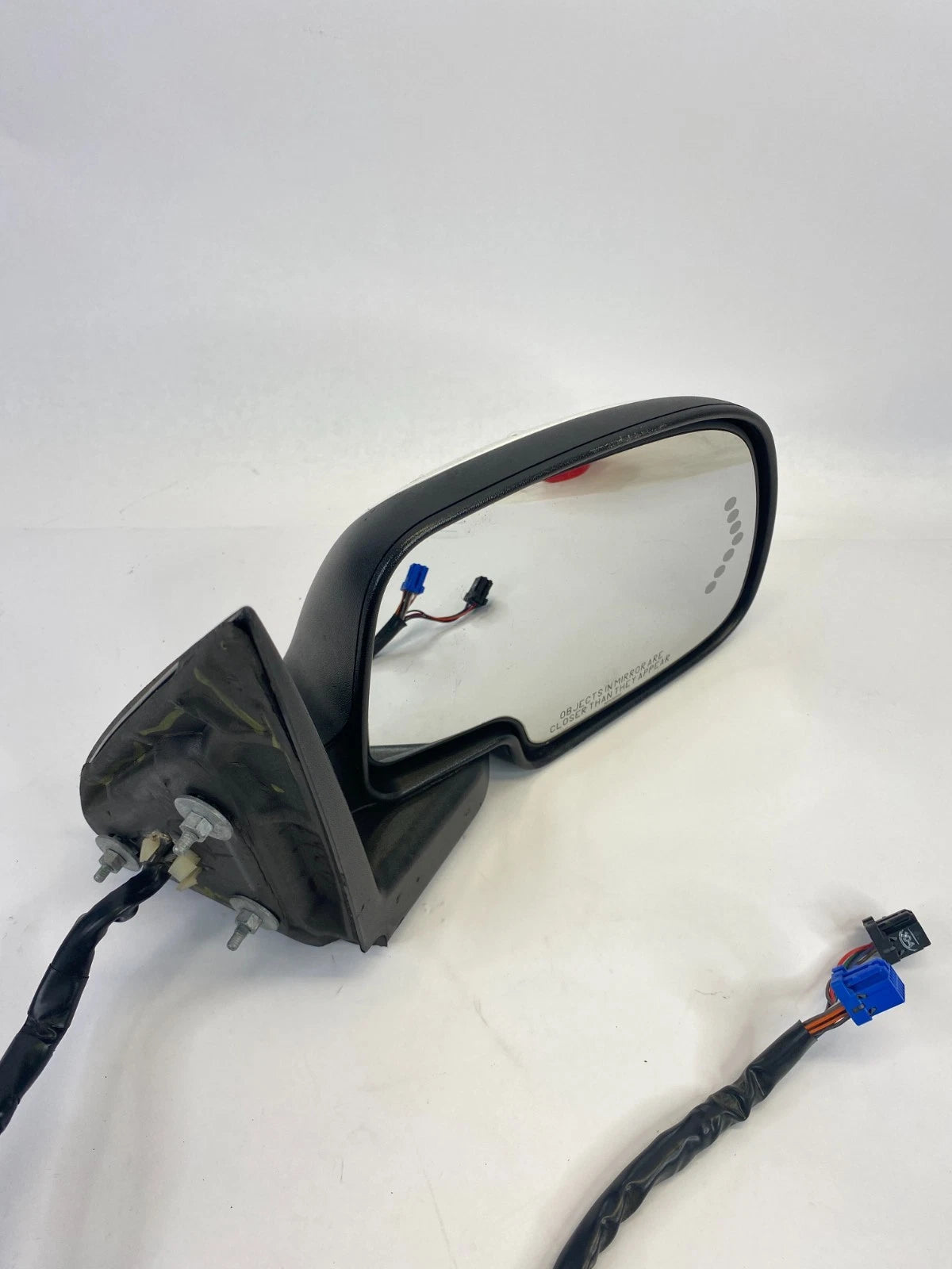 2000-2006 CHEVROLET TAHOE PASSENGER RIGHT SIDE VIEW DOOR MIRROR ASSEMBLY OEM