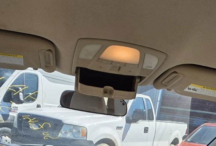 2010-2013 SUZUKI KIZASHI FRONT DOME LIGHT OVERHEAD CONSOLE SUNGLASS OEM 7817057L
