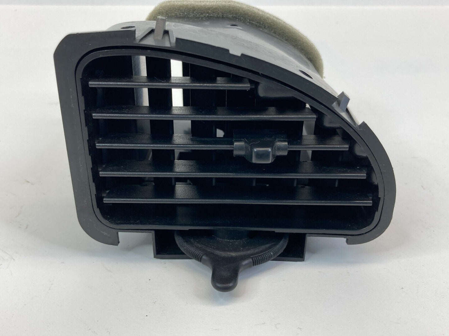 1998-2002 Lincoln Town Car Dash Right A/C Air Vent Duct Grille XW1H-19893-AAW