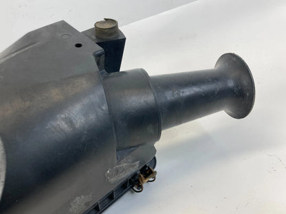 2003 2004 FORD CROWN VICTORIA 4.6L AIR CLEANER INTAKE BOX ASSEMBLY W/ MAF OEM