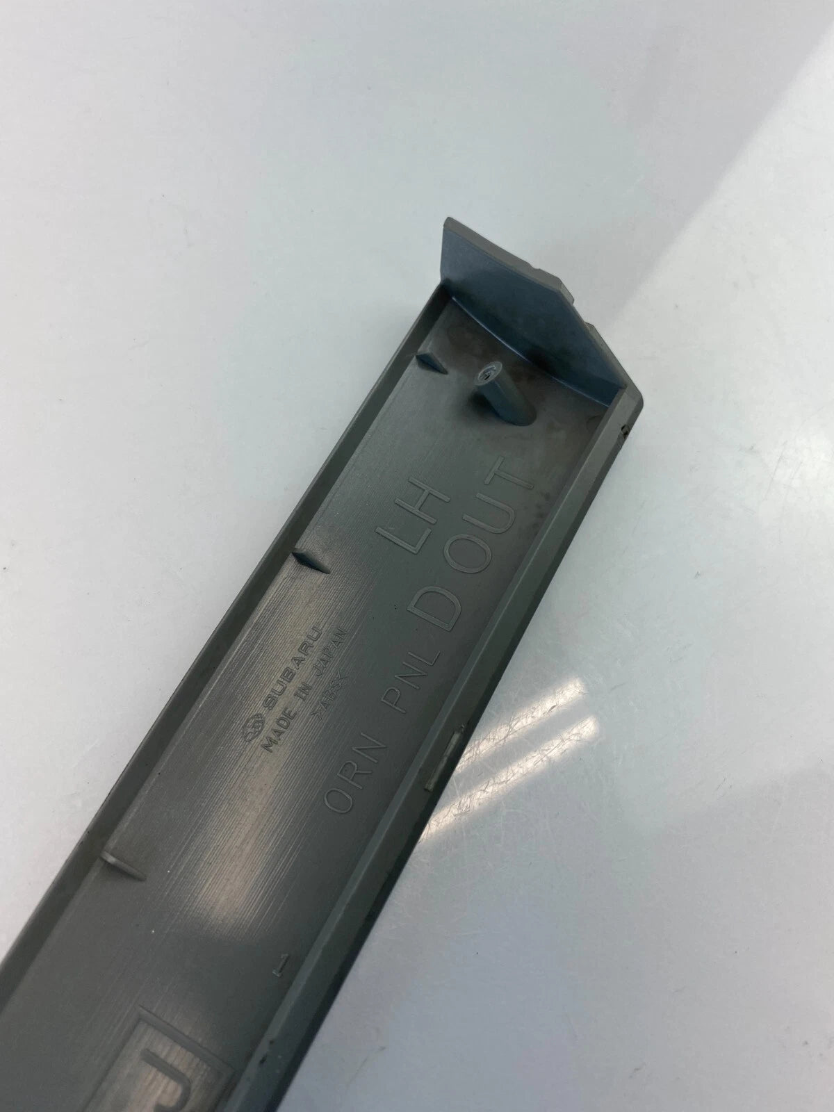 2010-2012 SUBARU LEGACY INSTRUMENT PANEL LEFT DRIVER COVER BEZEL TRIM MOLDING