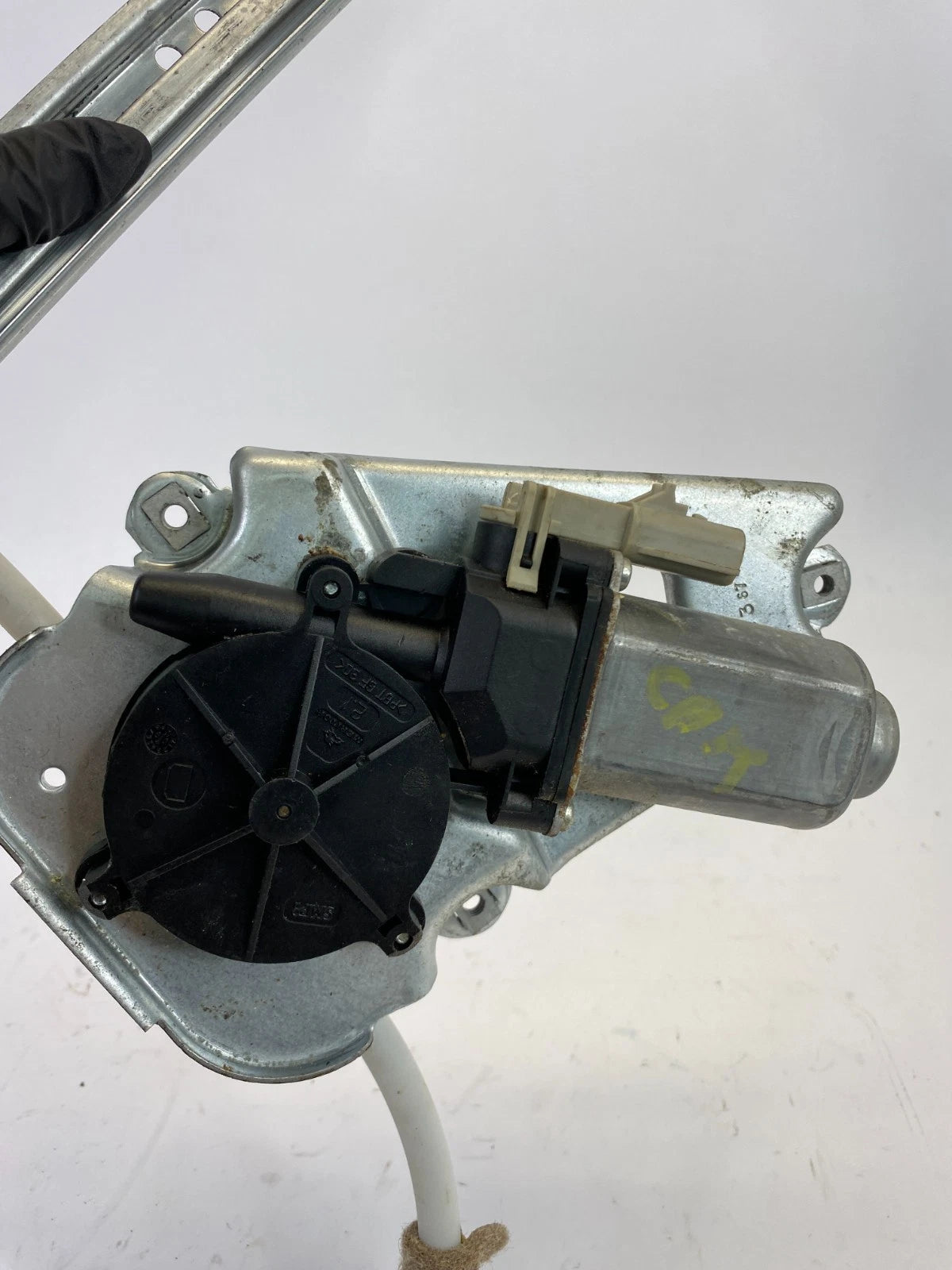 2006 2007 JEEP LIBERTY FRONT LH DRIVER SIDE POWER WINDOW MOTOR W REGULATOR OEM