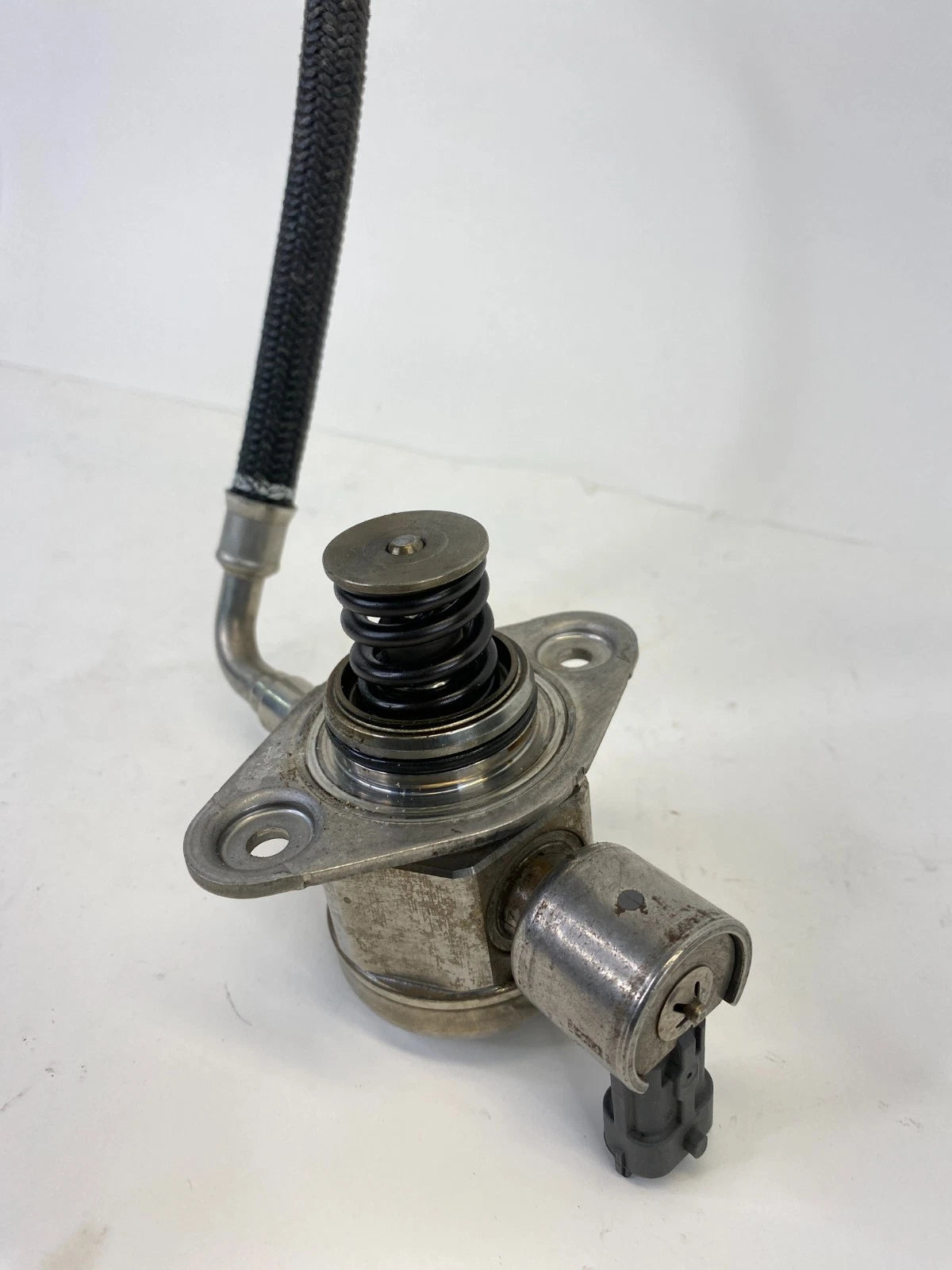 2014-2019 FORD INTERCEPTOR UTILITY 3.5L V6 HIGH PRESSURE FUEL PUMP AA5E-9D376-CD