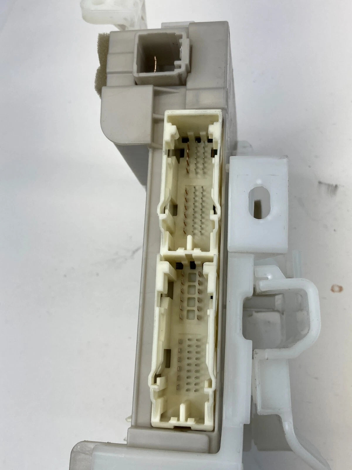 2012-2015 TOYOTA PRIUS 1.8L DASH CABIN LEFT DRIVER FUSE BOX 82730-47510 OEM