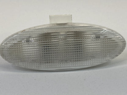 01-08 CHRYSLER TOWN & COUNTRY FRONT RIGHT DOOR LIGHT COURTESY LAMP 04685676AA