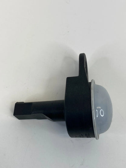 2006-2010 JEEP COMMANDER UNDER DASH DASHBOARD COURTESY LIGHT LAMP OEM