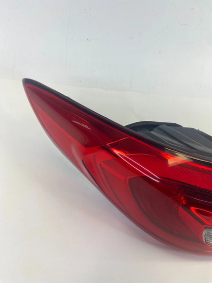 2015-2017 HYUNDAI SONATA LEFT OUTER QUARTER TAIL LIGHT TAILLIGHT 92401-C2000 OEM