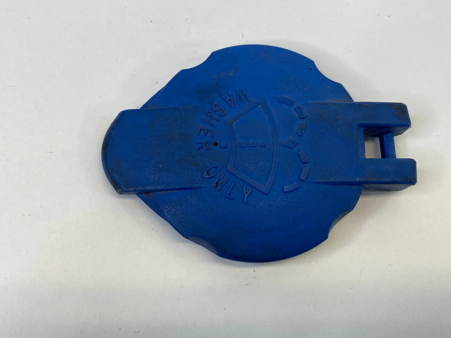 2007-2012 HYUNDAI SANTA FE WINDSHIELD WIPER WASHER RESERVOIR FLUID CAP OEM
