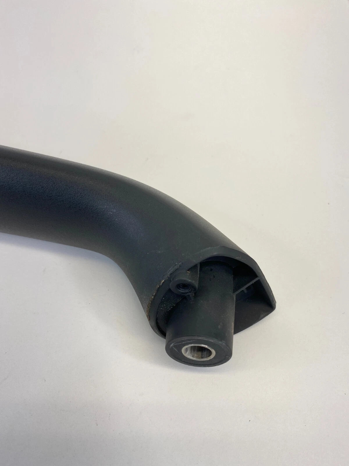 2012-2015 VOLKSWAGEN PASSAT FRONT RIGHT SIDE DOOR PANEL PULL HANDLE ASSEMBLY OEM