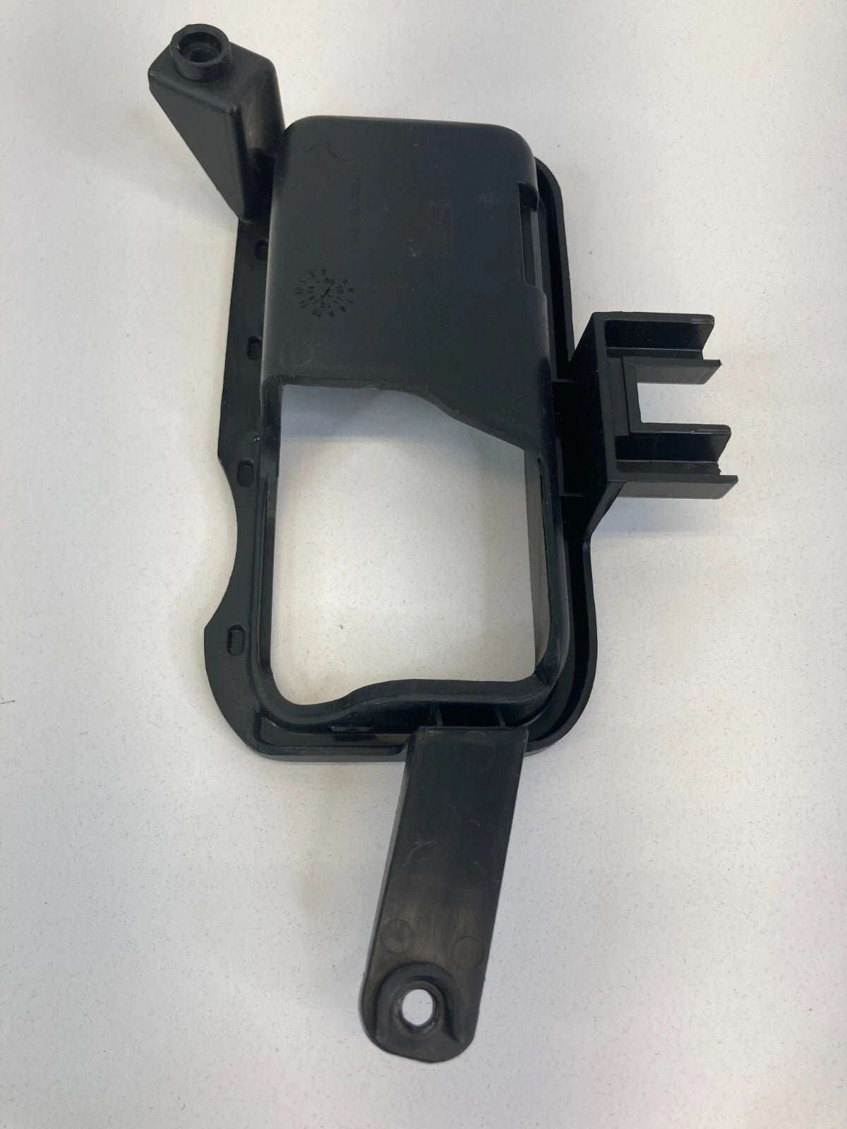 2011-2015 LINCOLN MKX FRONT LEFT INNER BRACKET DOOR HANDLE TRIM BT437822621A OEM