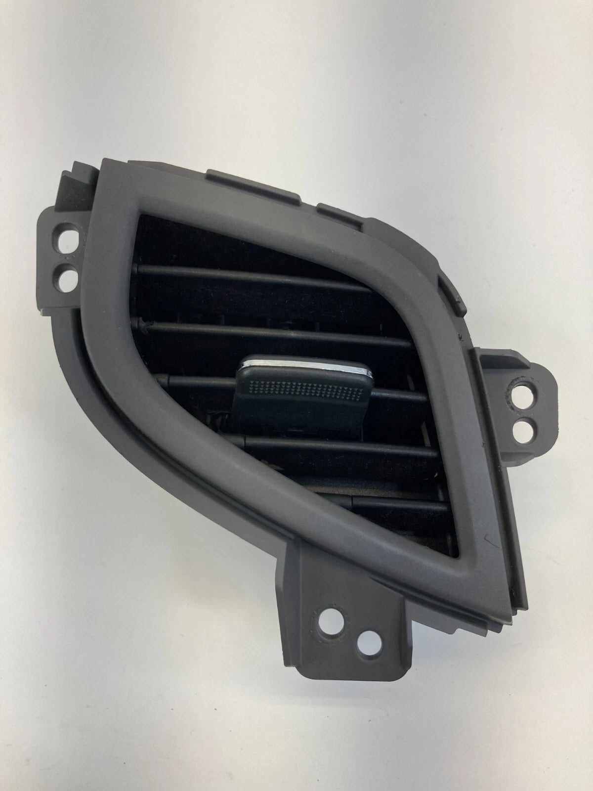 2011-2013 HYUNDAI ELANTRA CENTER DASH LEFT A/C AIR VENT OUTLET GRILLE DUCT OEM