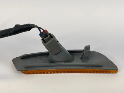 2003-2007 CADILLAC CTS FRONT RIGHT SIDE BUMPER SIDE MARKER LIGHT LAMP ASSY OEM