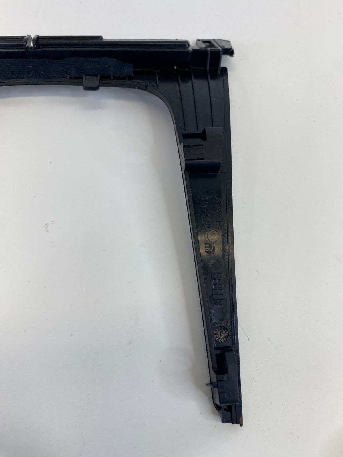 2011 Buick Regal Center Console Trim Panel Applique Molding 13245741 OEM