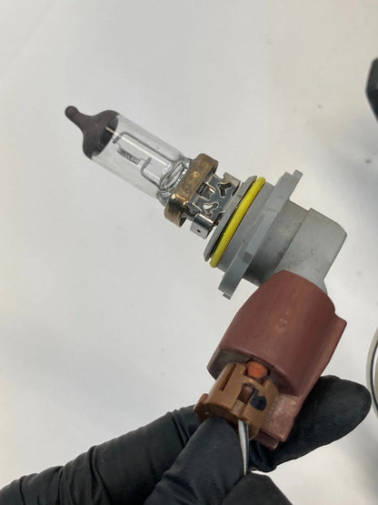 09-13 TOYOTA COROLLA MATRIX AT MAIN ENGINE UNDER HOOD RELAY FUSE JUNCTION OEM