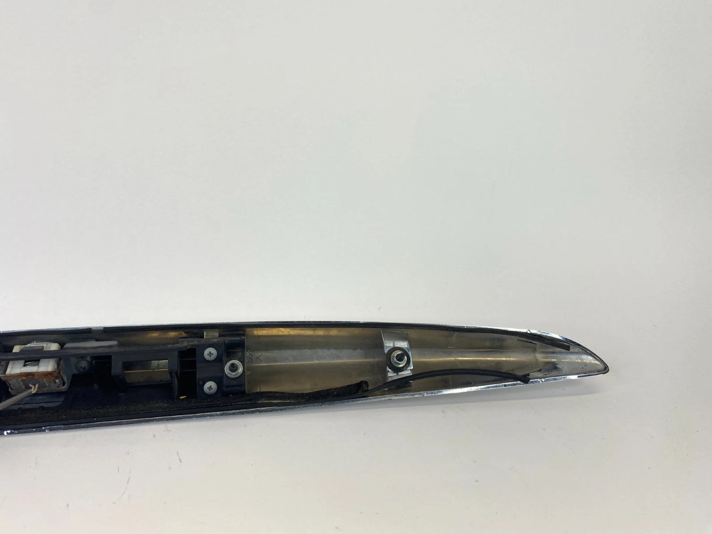 07 08 INFINITI G35 08-13 G37 SEDAN TRUNK LID CHROME MOLDING BEZEL NON CAMERA
