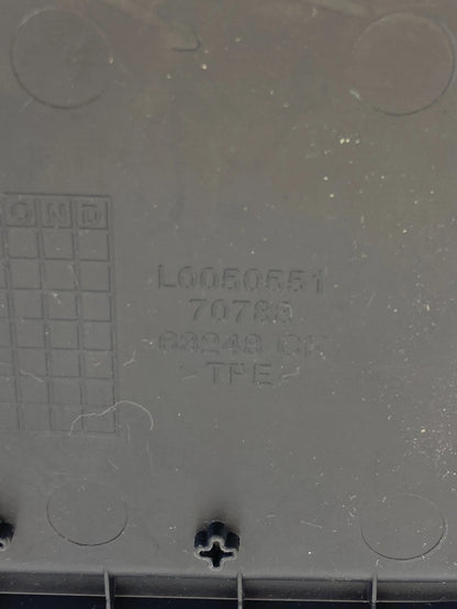 2009-2014 VOLKSWAGEN ROUTAN CENTER CONSOLE RADIO RUBBER MAT INSERT L0050551
