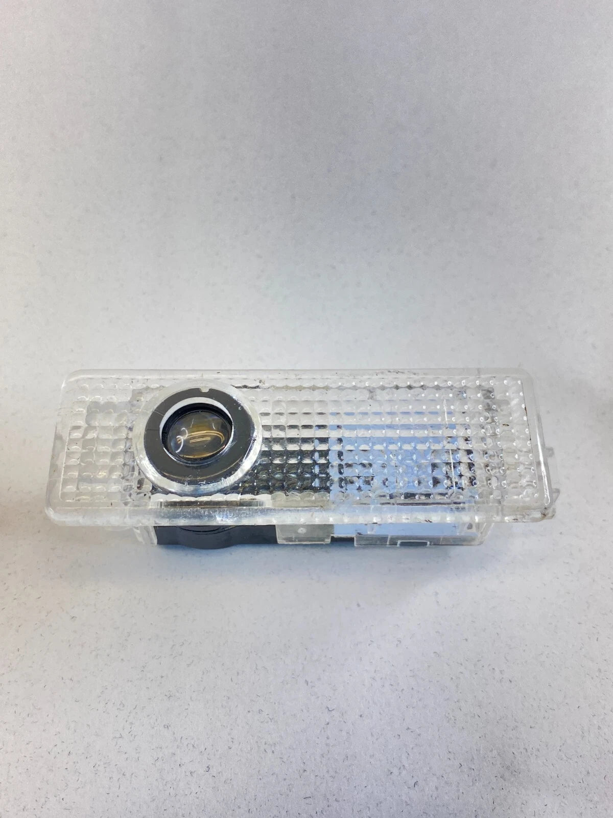2004 05 06 2007 BMW 530I REAR LEFT SIDE INTERIOR DOOR LIGHT COURTESY LAMP OEM