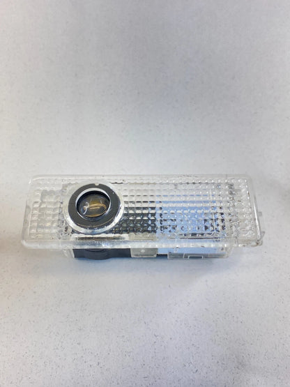 2004 05 06 2007 BMW 530I REAR LEFT SIDE INTERIOR DOOR LIGHT COURTESY LAMP OEM