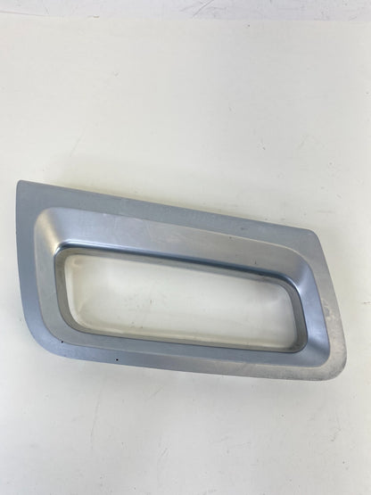 2008 2009 2010 Saturn Vue Rear Left Side Interior Door Pull Handle Trim Bezel