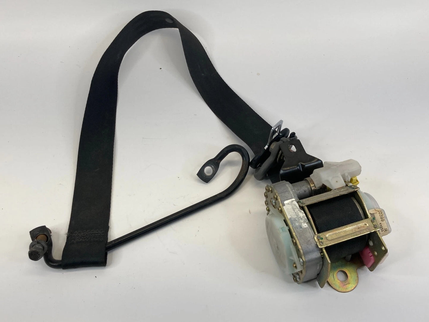 2001 2002 HONDA CIVIC COUPE FRONT RIGHT SIDE SEAT BELT RETRACTOR 2039911033