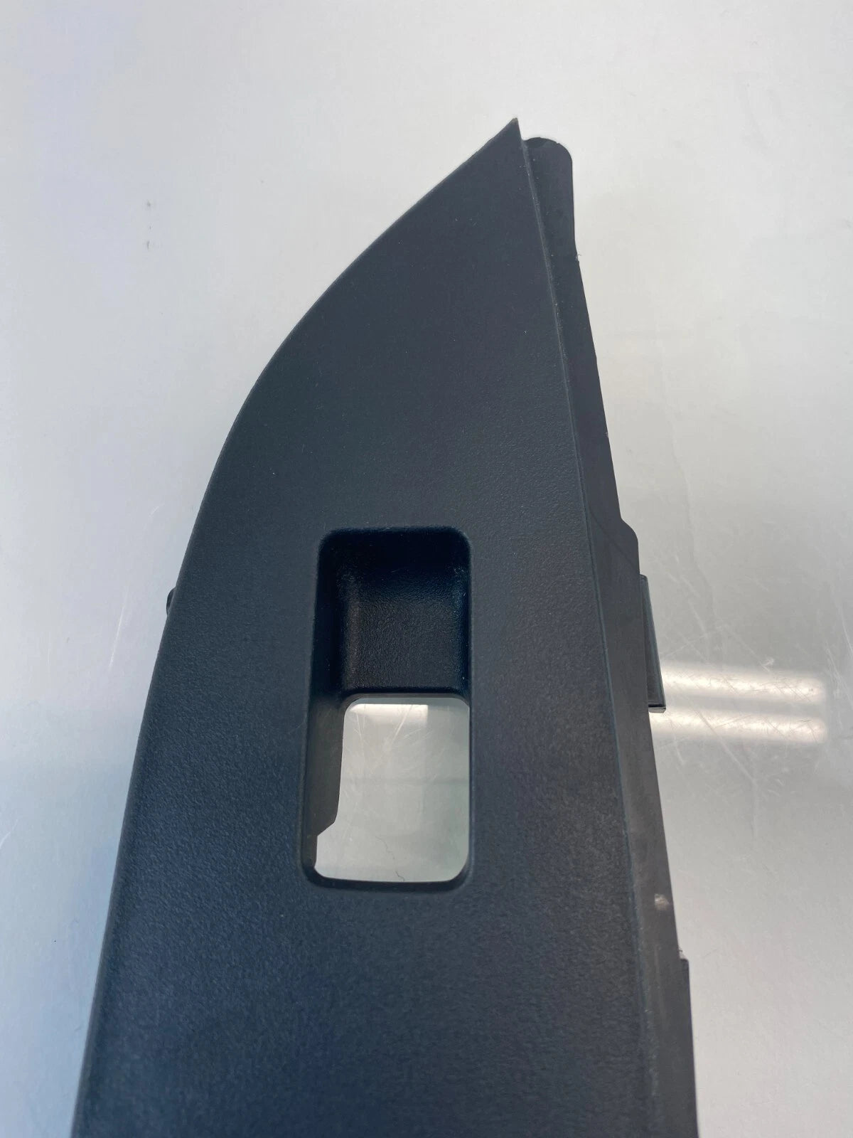 2007-2015 MAZDA CX-9 REAR LEFT SIDE DOOR WINDOW SWITCH BEZEL TRIM TD11-685L6 OEM