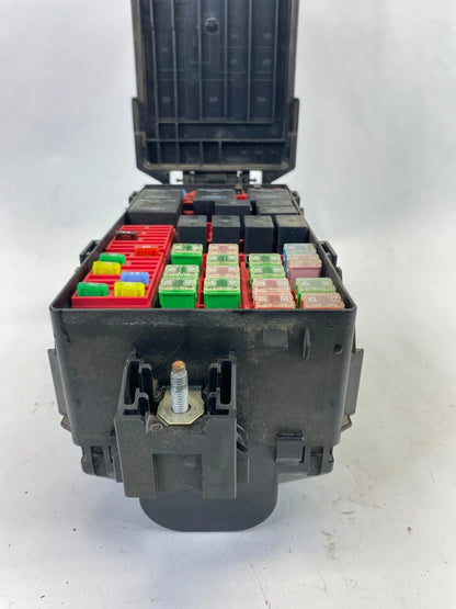 2004-2011 LINCOLN TOWN CAR 4.6L ENGINE FUSE RELAY BOX JUNCTION POWER MODULE OEM