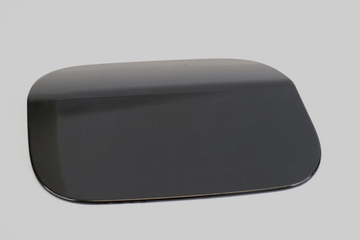 2016-2019 CHEVROLET CRUZE HATCHBACK FUEL FILLER TANK GAS COVER DOOR LID OEM