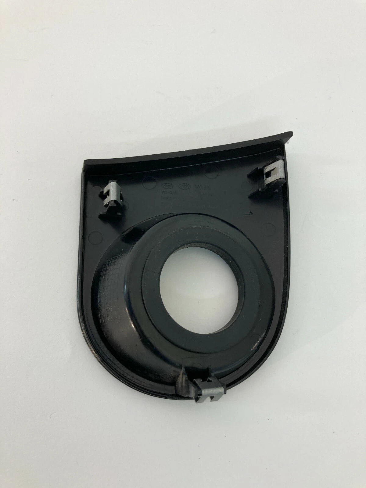 2008 HYUNDAI ENTOURAGE BLACK IGNITION KEY SWITCH COVER BEZEL TRIM 848404D000