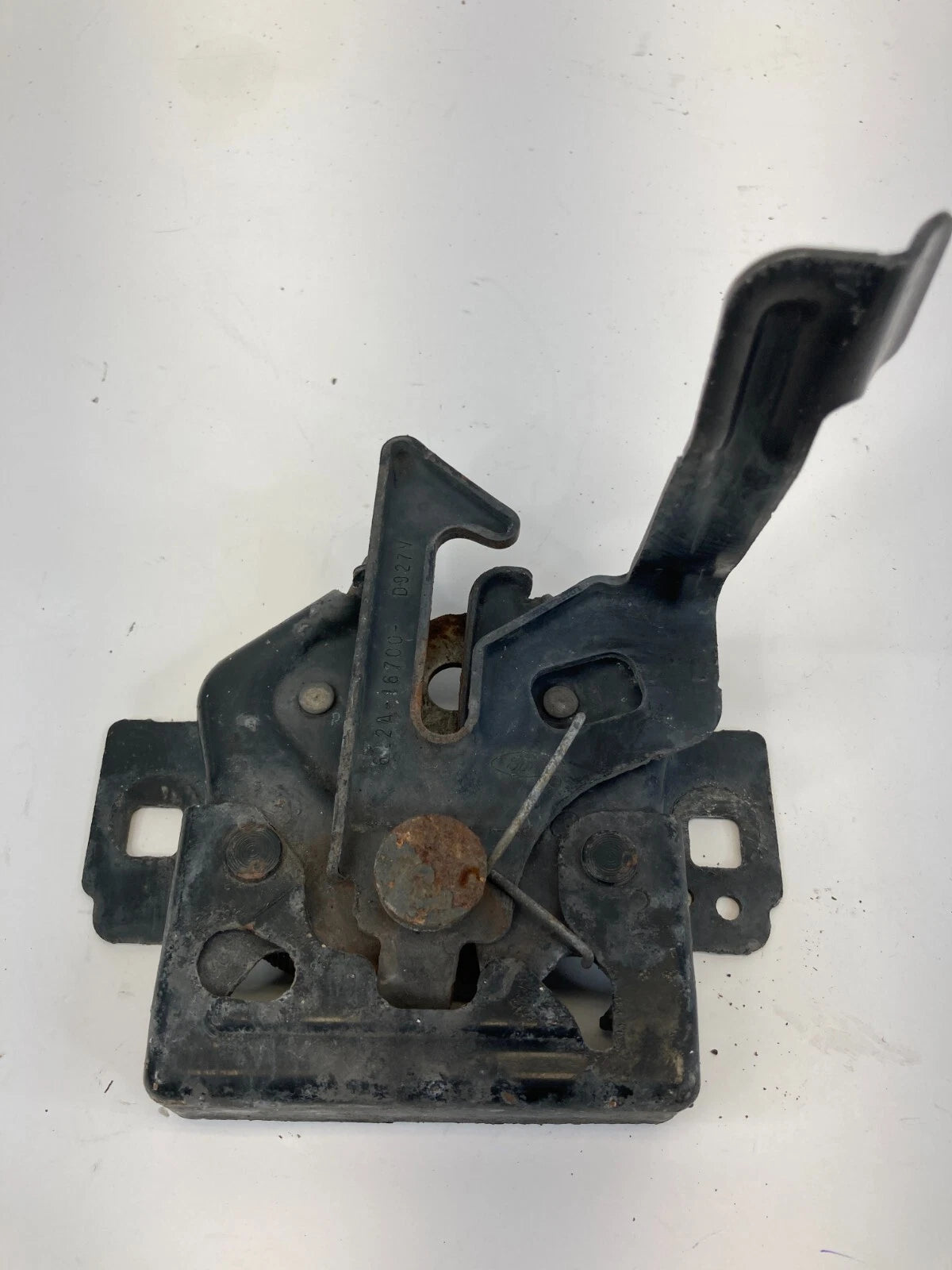 2006-2010 FORD EXPLORER HOOD LATCH LOCK ACTUATOR RELEASE OEM 6L2A-16700 D927
