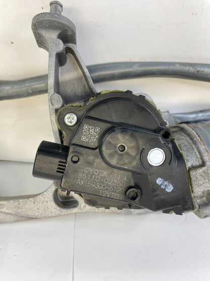 2014-2019 TOYOTA COROLLA FRONT WINDSHIELD WIPER MOTOR & LINKAGE 85110-02350 OEM