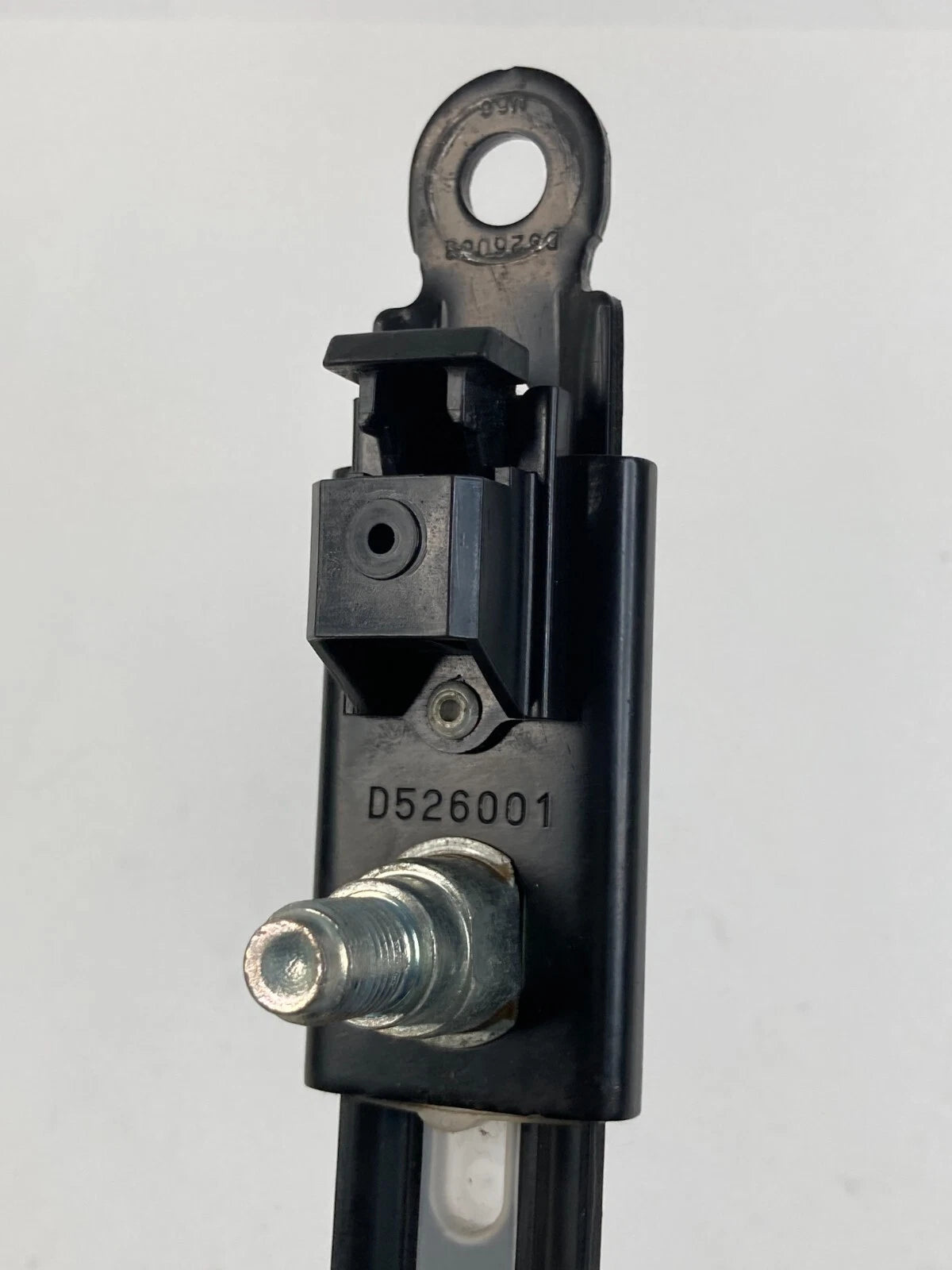 2004-2009 TOYOTA PRIUS REAR RIGHT SIDE SEAT BELT HEIGHT ADJUSTER D526001