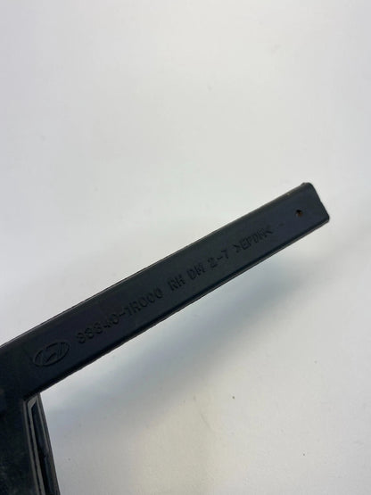 12-17 HYUNDAI ACCENT SEDAN REAR RIGHT DOOR EXTERIOR CORNER MOLDING 83840-1R000