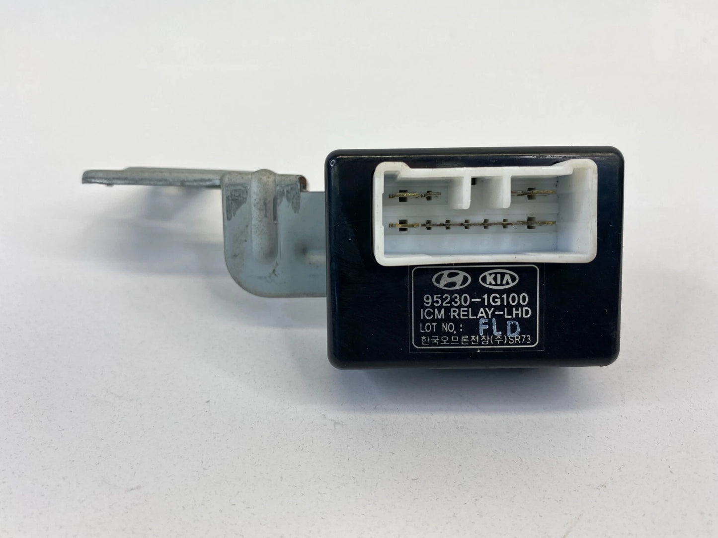 06-11 Kia Rio5 Hatchaback Keyless ICM Relay Computer Control Module 95230-1G100