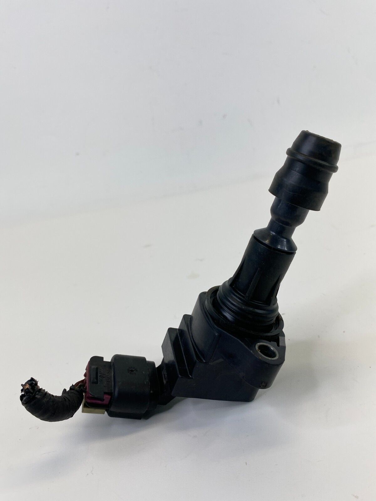 2012-2015 Chevrolet Captiva Sport 2.4L Ignition Coil Igniter 12638824 OEM