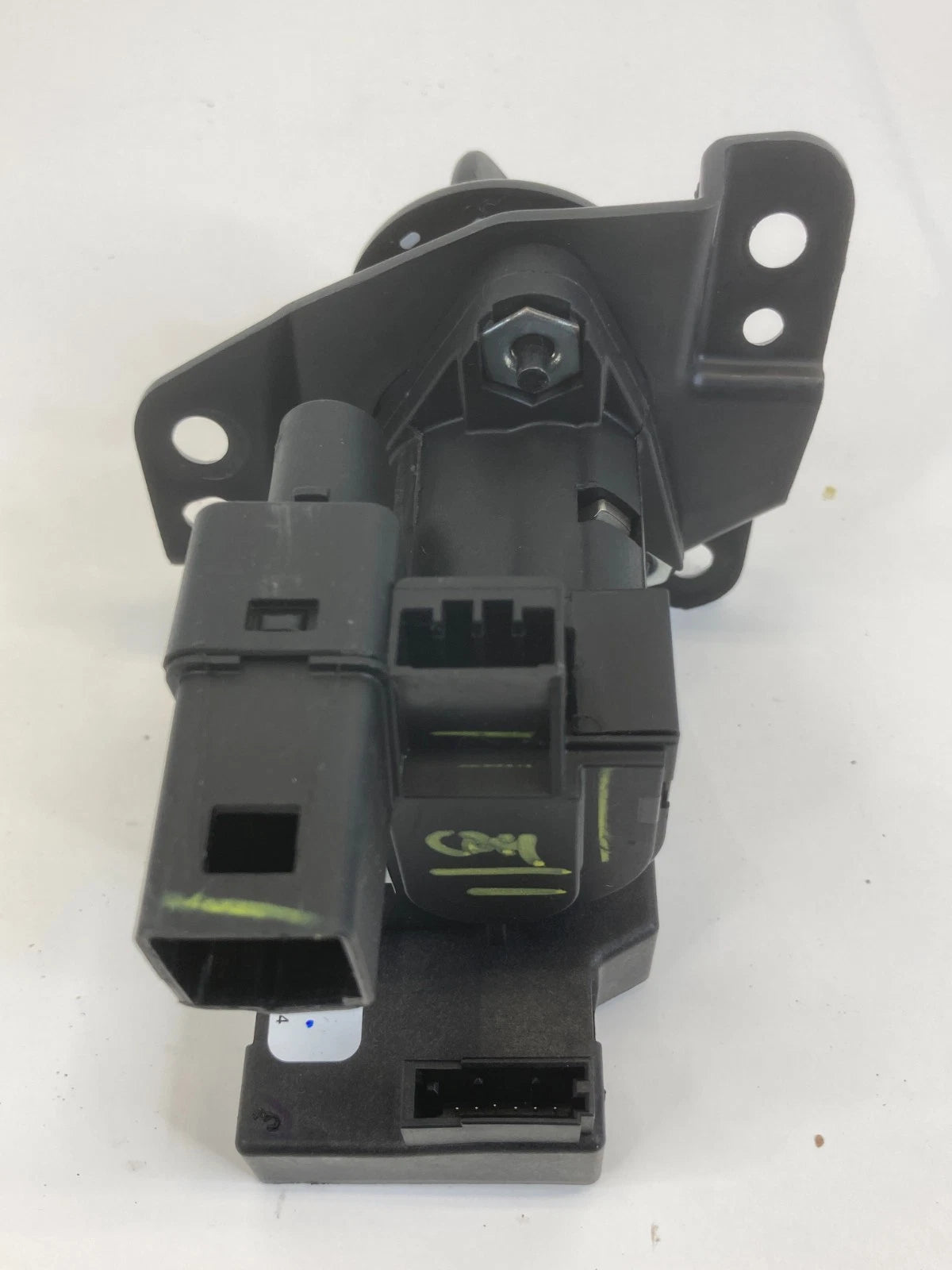 2004-2012 CHEVROLET MALIBU AUTO TRANS IGNITION SWITCH LOCK CYLINDER W/ KEY OEM