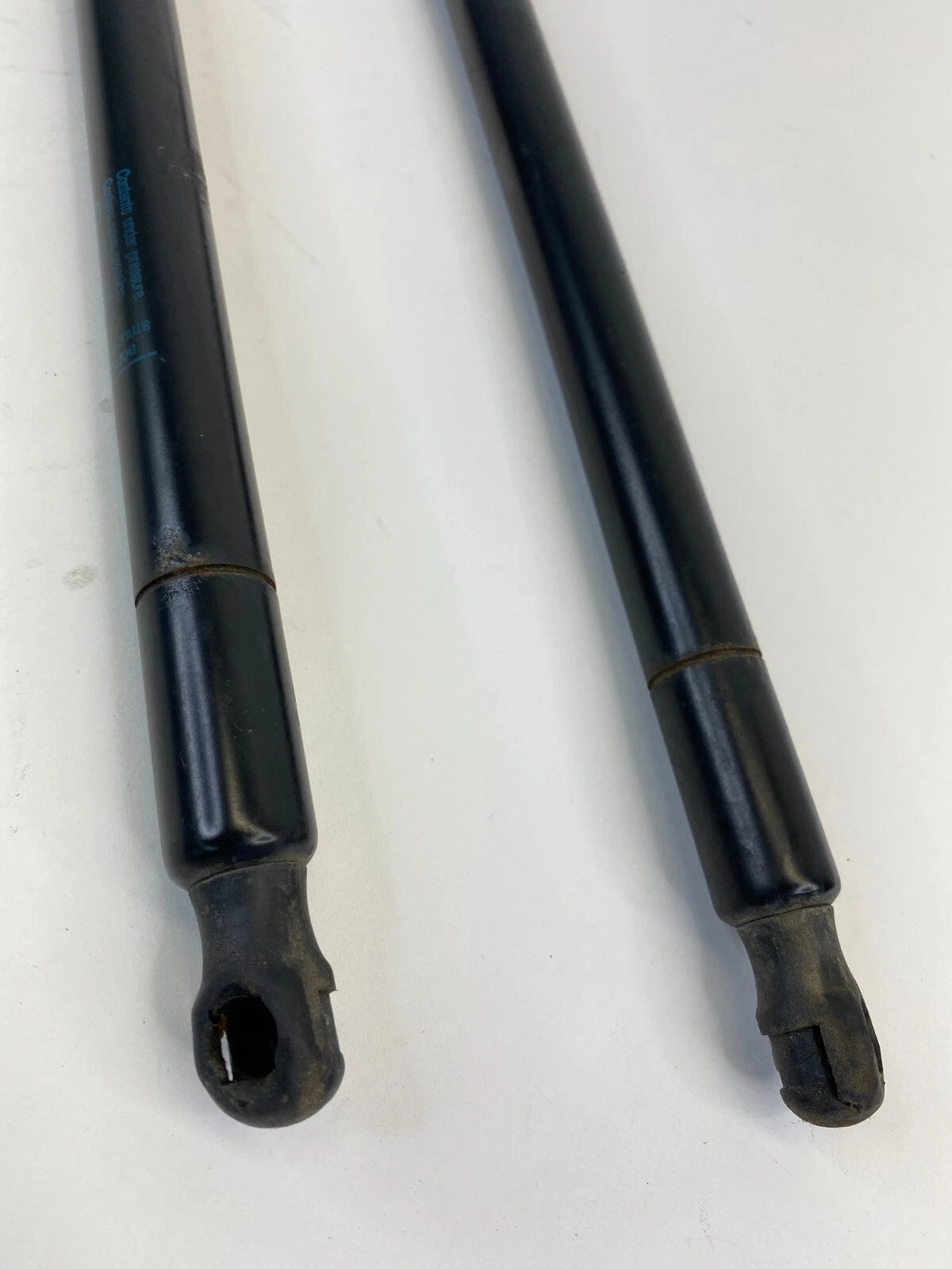 09-17 CHEVY TRAVERSE REAR LIFTGATE SUPPORT SHOCK STRUT LIFT CYLINDER 22812907