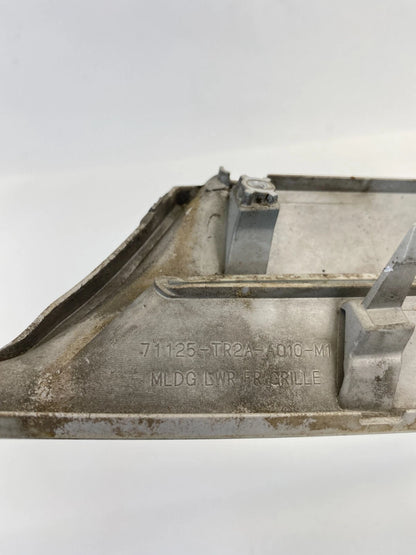 2012 HONDA ACCORD HYBRID FR BUMPER LOWER MOLDING GRILL 71125-TR2-A010 GREEN OEM