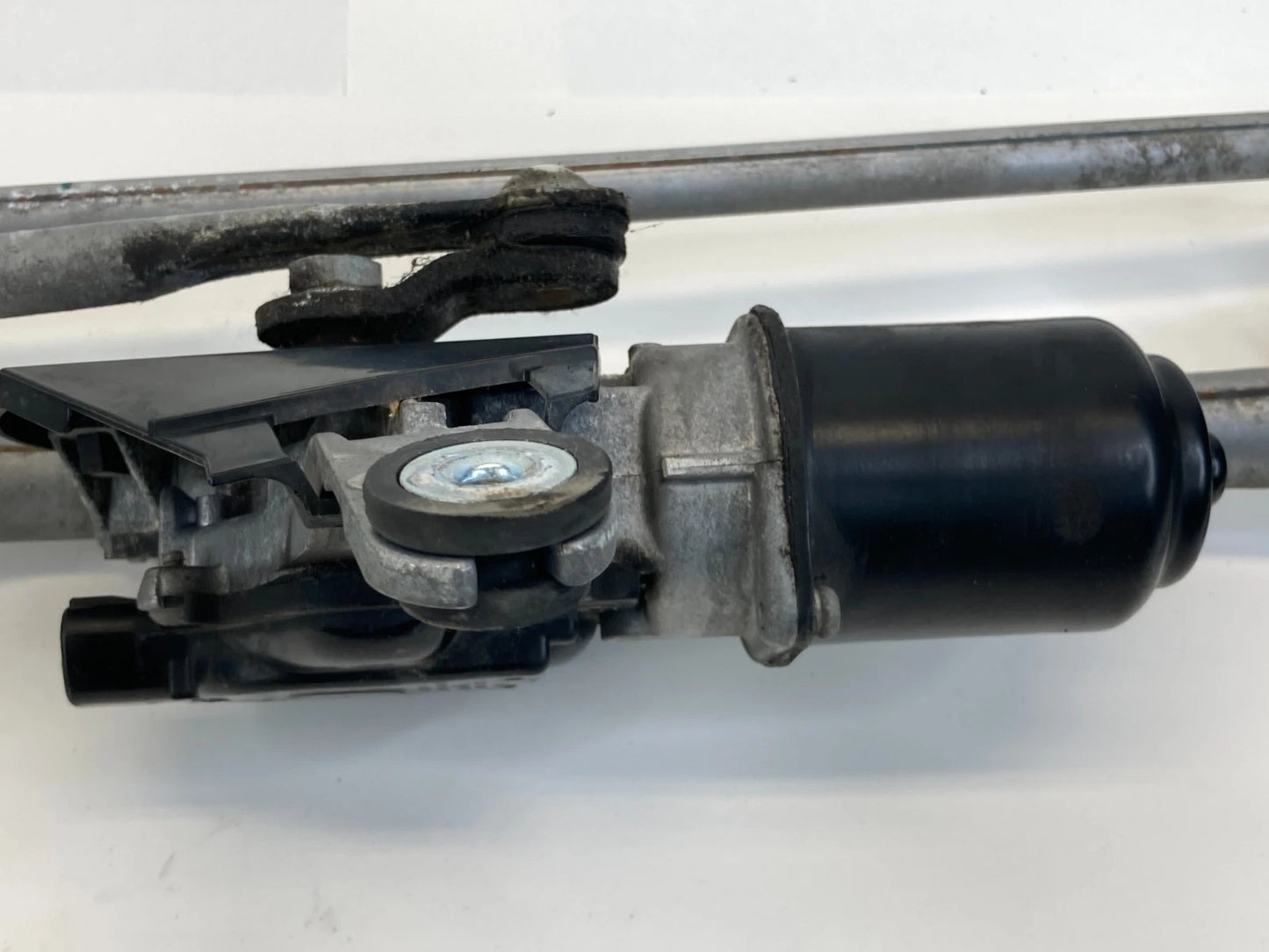2007-2013 ACURA MDX FRONT WINDSHIELD WIPER MODULE MOTOR & LINKAGE ASSEMBLY OEM